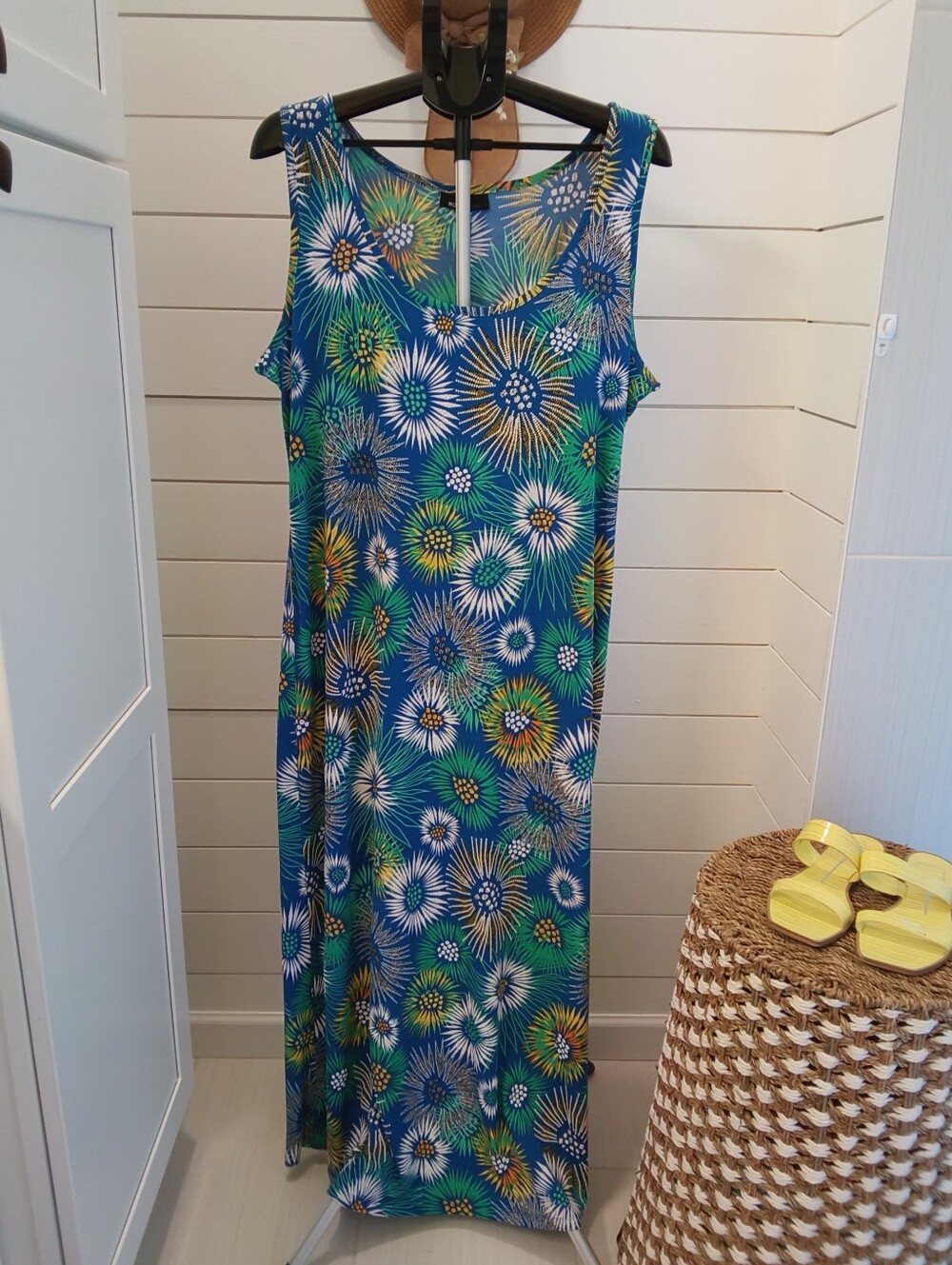 Ronni Nicole Sunburst design textured maxi dress, XXL**